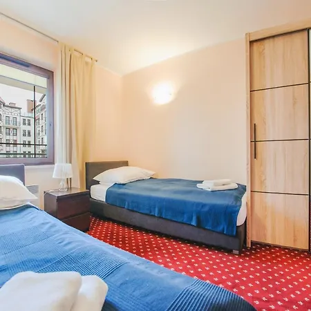 Apartamenty Sun & Snow Continental Blisko Plazy Krynica Morska Exterior foto
