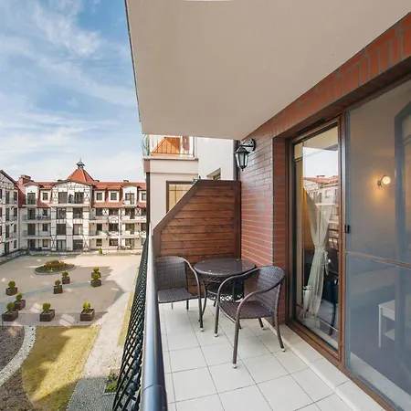 Apartamenty Sun & Snow Continental Blisko Plazy Krynica Morska Exterior foto