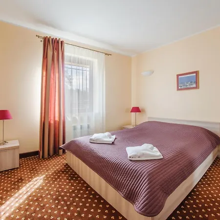 Apartamenty Sun & Snow Continental Blisko Plazy Krynica Morska Exterior foto