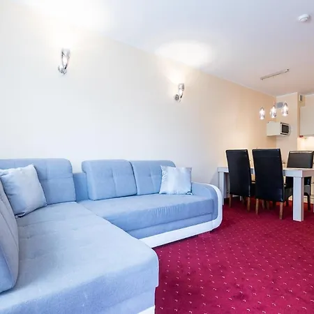Apartamenty Sun & Snow Continental Blisko Plazy Krynica Morska Exterior foto