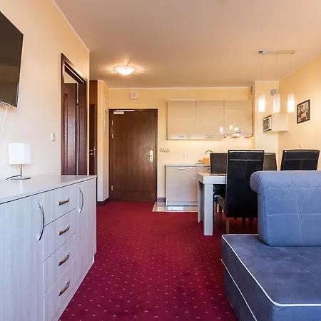 Apartamenty Sun & Snow Continental Blisko Plazy Krynica Morska Exterior foto
