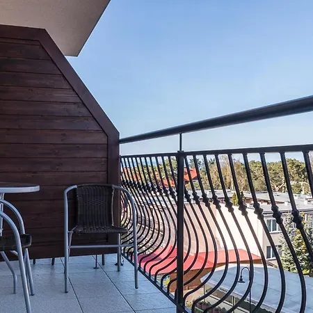 Apartamenty Sun & Snow Continental Blisko Plazy Krynica Morska Exterior foto