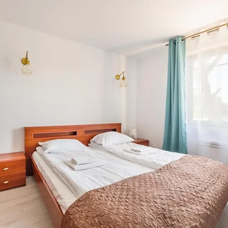 Apartamenty Sun & Snow Continental Blisko Plazy Krynica Morska Exterior foto