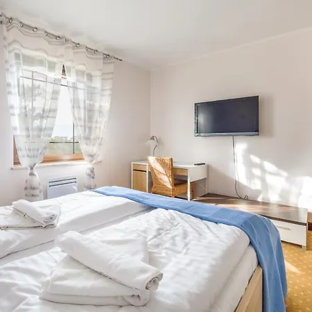 Apartamenty Sun & Snow Continental Blisko Plazy Krynica Morska Exterior foto