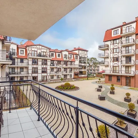 Apartamenty Sun & Snow Continental Blisko Plazy Krynica Morska Exterior foto