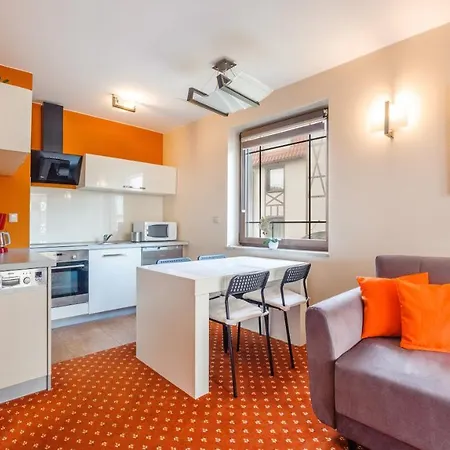 Apartamenty Sun & Snow Continental Blisko Plazy Krynica Morska Exterior foto