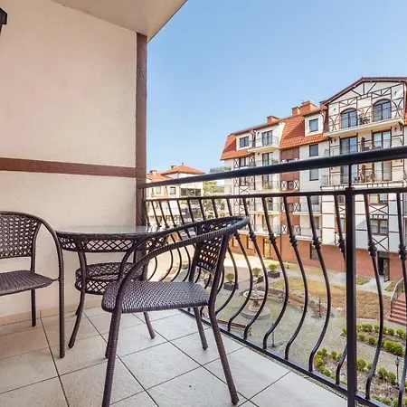 Apartamenty Sun & Snow Continental Blisko Plazy Krynica Morska Exterior foto