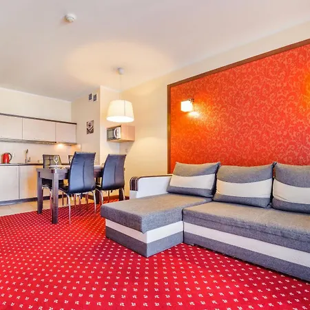 Apartamenty Sun & Snow Continental Blisko Plazy Krynica Morska Exterior foto