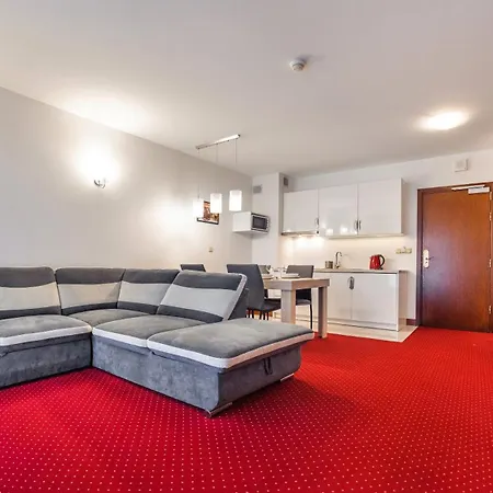 Apartamenty Sun & Snow Continental Blisko Plazy Krynica Morska Exterior foto