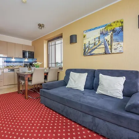 Apartamenty Sun & Snow Continental Blisko Plazy Krynica Morska Exterior photo
