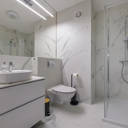 Apartamenty Sun & Snow Continental Blisko Plazy Krynica Morska Exterior photo