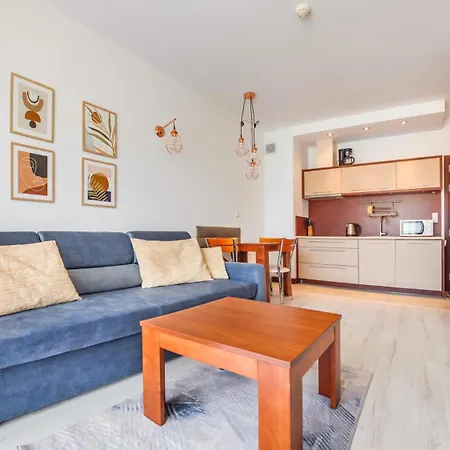 Apartamenty Sun & Snow Continental Blisko Plazy Krynica Morska Exterior photo