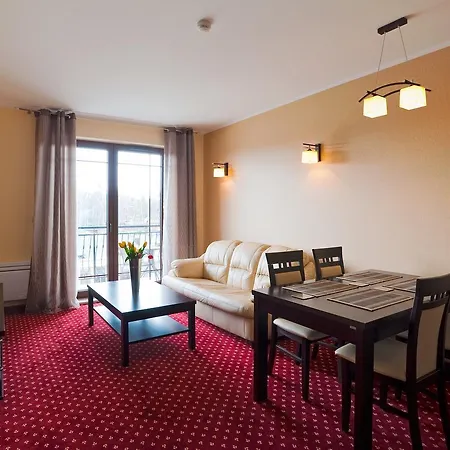 Apartamenty Sun & Snow Continental Blisko Plazy Krynica Morska Exterior foto