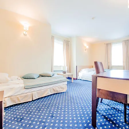 Apartamenty Sun & Snow Continental Blisko Plazy Krynica Morska Exterior foto