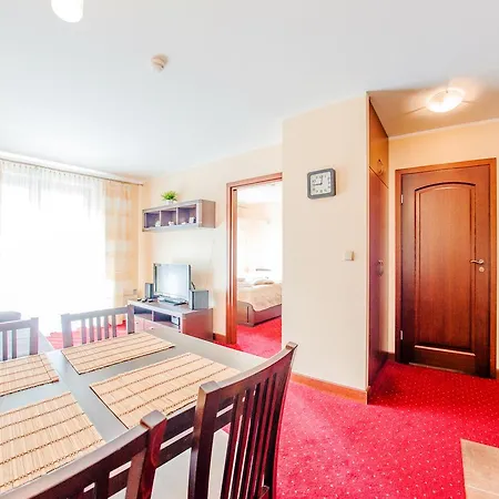 Apartamenty Sun & Snow Continental Blisko Plazy Krynica Morska Exterior foto