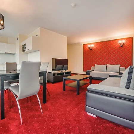 Apartamenty Sun & Snow Continental Blisko Plazy Krynica Morska Exterior foto