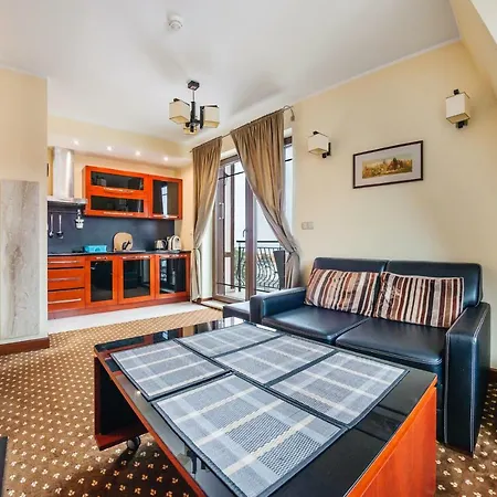 Apartamenty Sun & Snow Continental Blisko Plazy Krynica Morska Exterior foto
